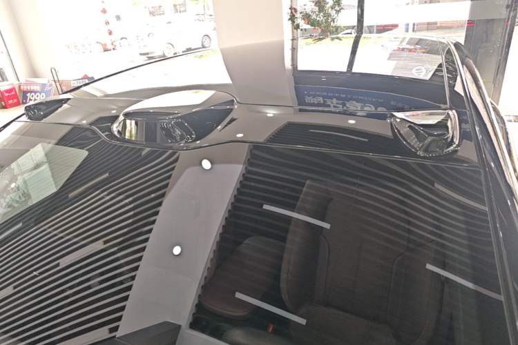 Used Nio ET5T 2024 75kWh Touring Roof