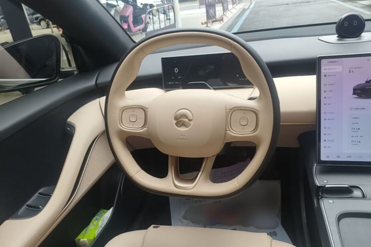 Used Nio ET5T 2024 75kWh Touring Steering Wheel