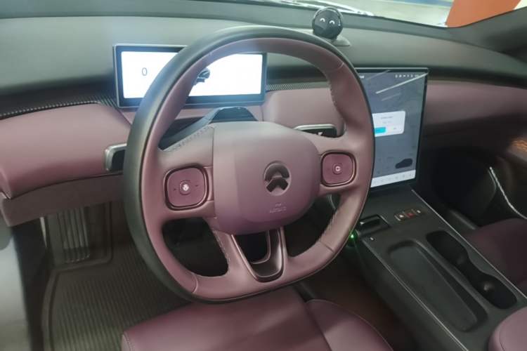 Used Nio ET5T 2024 75kWh Touring Steering Wheel