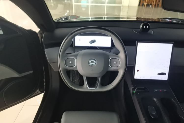Used Nio ET5T 2024 75kWh Touring Steering Wheel