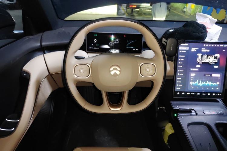 Used Nio ET5T 2024 75kWh Touring Steering Wheel