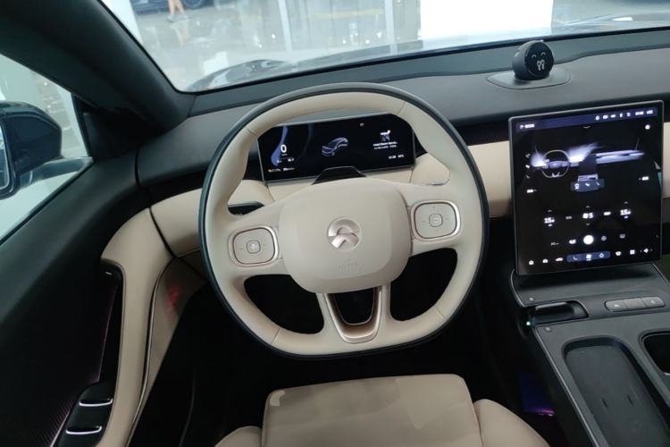 Used Nio ET5T 2024 75kWh Touring Steering Wheel