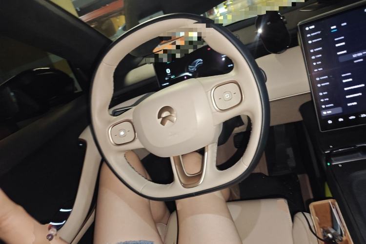 Used Nio ET5T 2024 75kWh Touring Steering Wheel