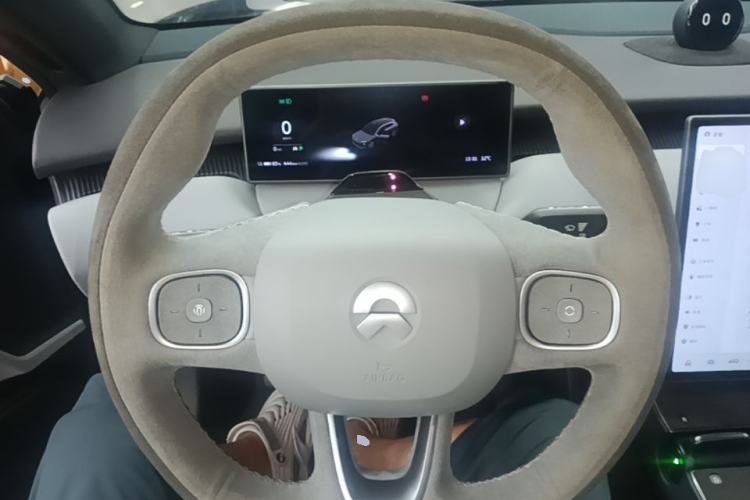 Used Nio ET5T 2024 75kWh Touring Steering Wheel