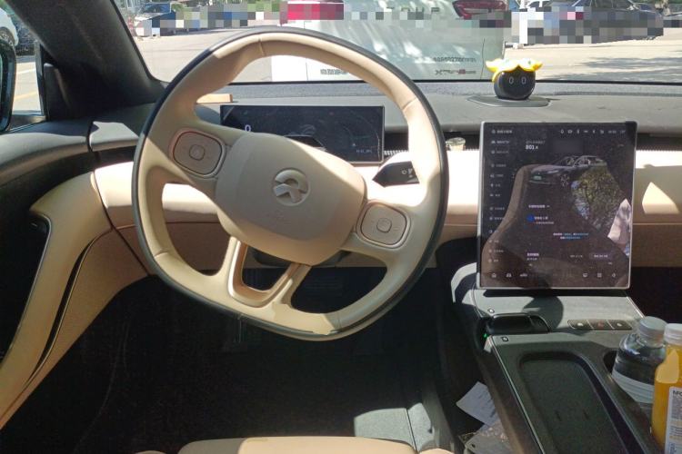 Used Nio ET5T 2024 75kWh Touring Steering Wheel