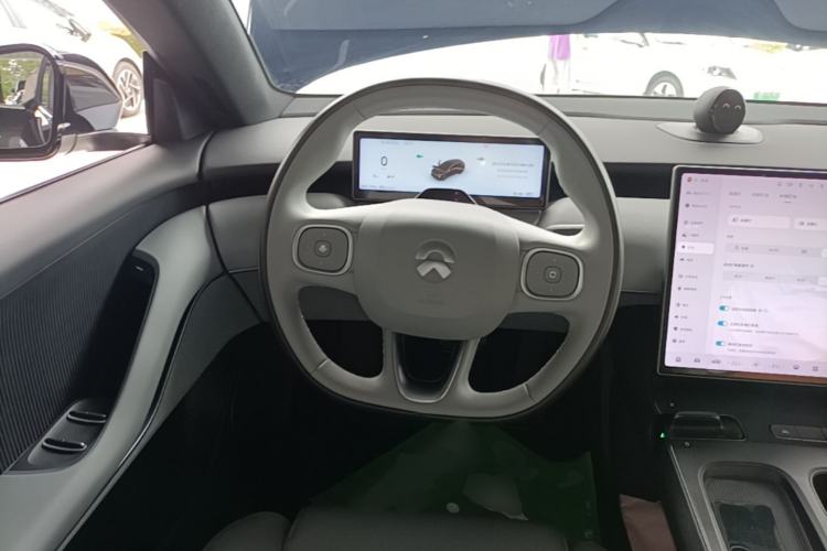 Used Nio ET5T 2024 75kWh Touring Steering Wheel