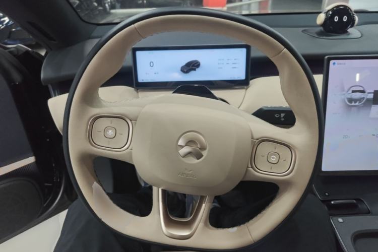 Used Nio ET5T 2024 75kWh Touring Steering Wheel