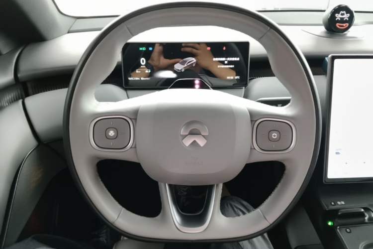 Used Nio ET5T 2024 75kWh Touring Steering Wheel