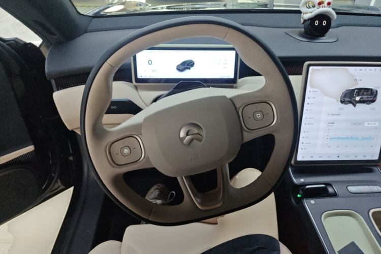 Used Nio ET5T 2024 75kWh Touring Steering Wheel