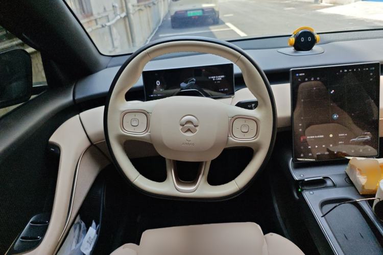 Used Nio ET5T 2024 75kWh Touring Steering Wheel