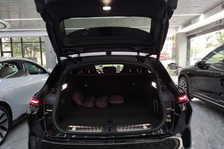 Used Nio ET5T 2024 75kWh Touring Trunk