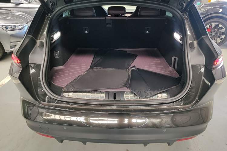Used Nio ET5T 2024 75kWh Touring Trunk