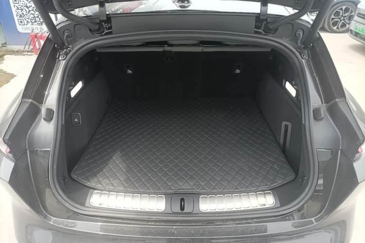 Used Nio ET5T 2024 75kWh Touring Trunk
