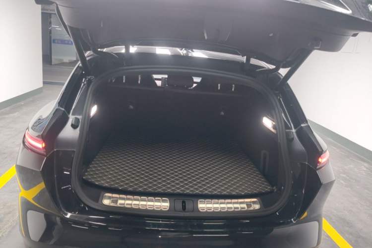 Used Nio ET5T 2024 75kWh Touring Trunk