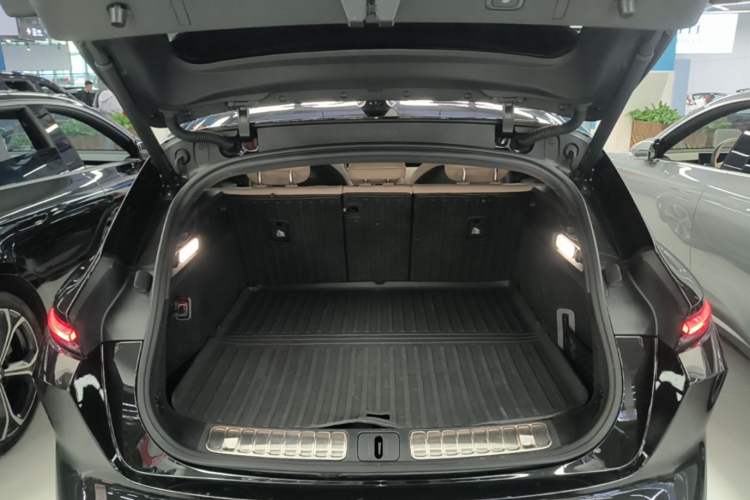 Used Nio ET5T 2024 75kWh Touring Trunk