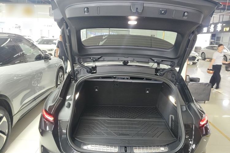 Used Nio ET5T 2024 75kWh Touring Trunk