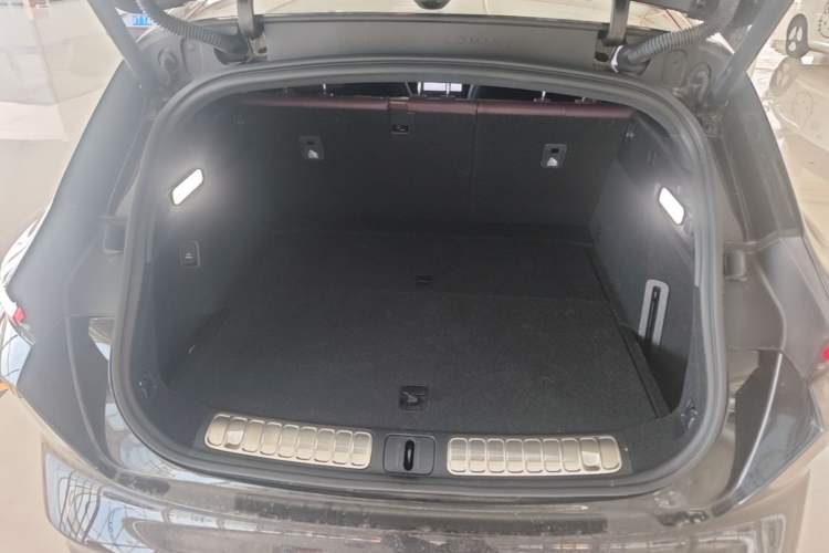 Used Nio ET5T 2024 75kWh Touring Trunk