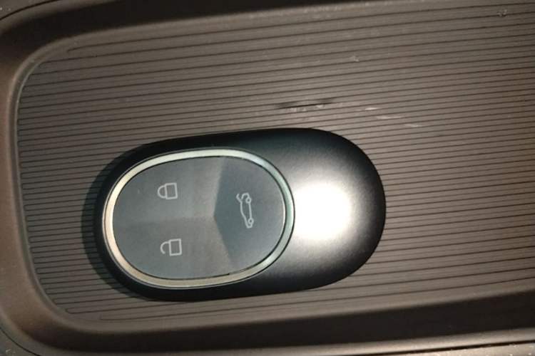 Used Nio ET5T 2024 75kWh Touring Vehicle Key