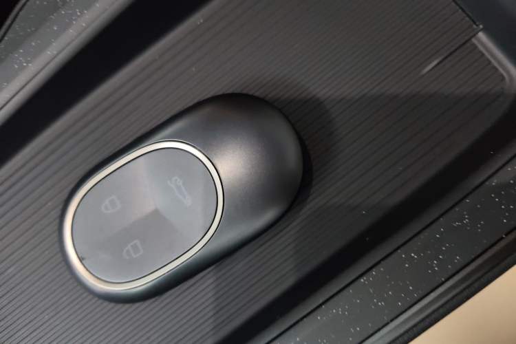 Used Nio ET5T 2024 75kWh Touring Vehicle Key