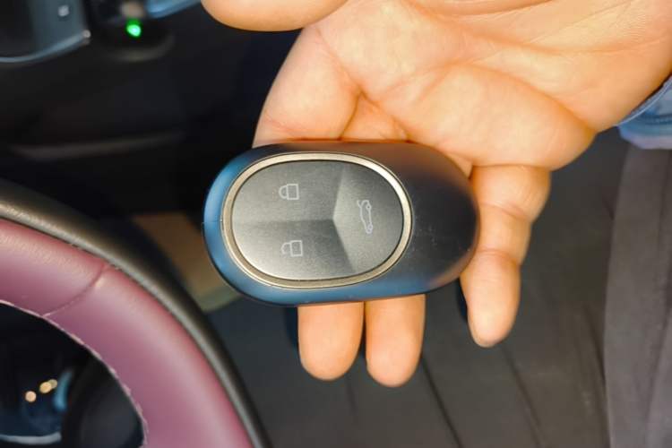 Used Nio ET5T 2024 75kWh Touring Vehicle Key