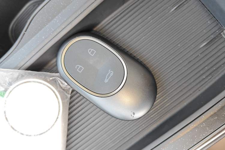 Used Nio ET5T 2024 75kWh Touring Vehicle Key