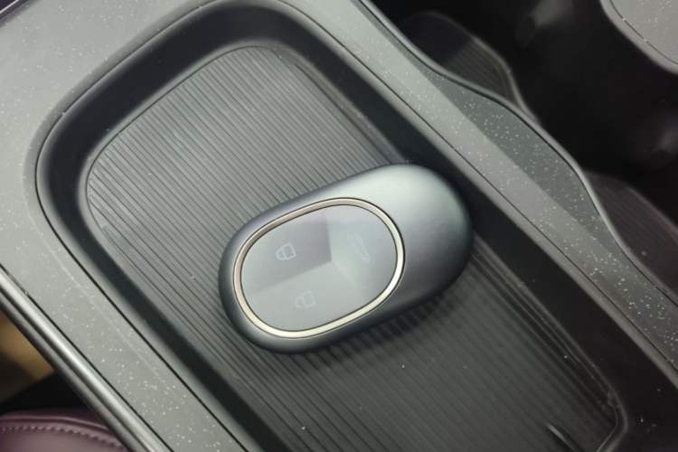 Used Nio ET5T 2024 75kWh Touring Vehicle Key