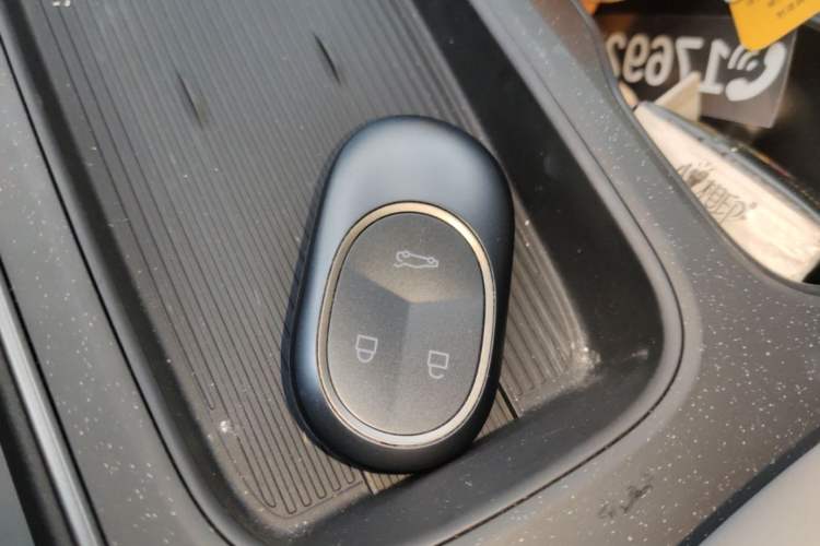 Used Nio ET5T 2024 75kWh Touring Vehicle Key