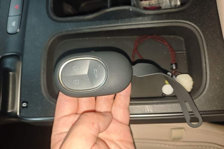 Used Nio ET5T 2024 75kWh Touring Vehicle Key