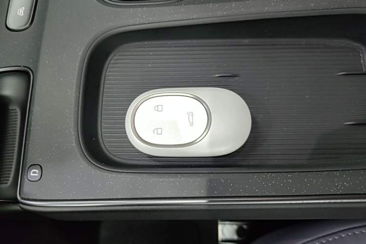 Used Nio ET5T 2024 75kWh Touring Vehicle Key