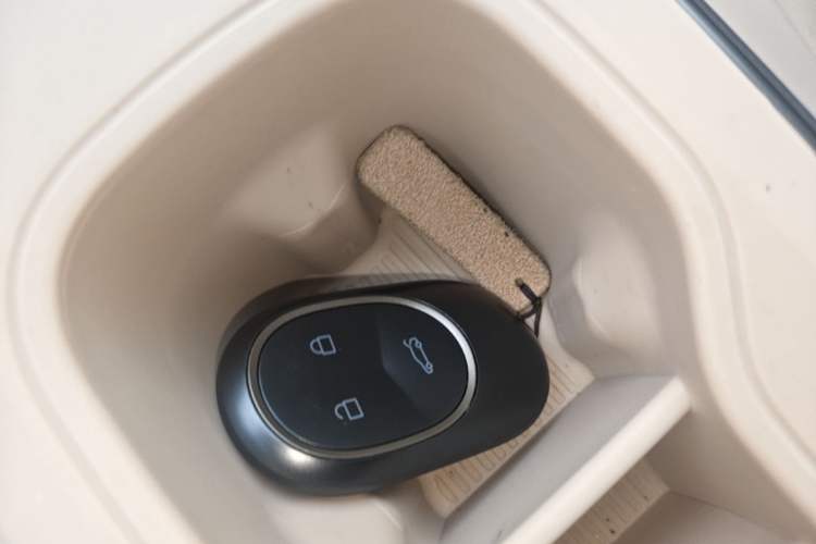 Used Nio ET5T 2024 75kWh Touring Vehicle Key