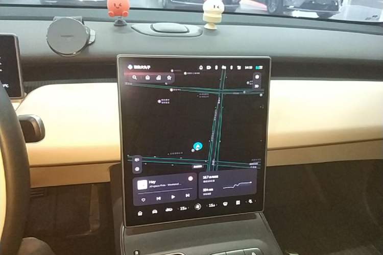 Used Nio ET5T 2024 75kWh Touring Audio And AC Panel