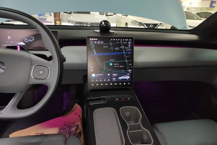Used Nio ET5T 2024 75kWh Touring Audio And AC Panel
