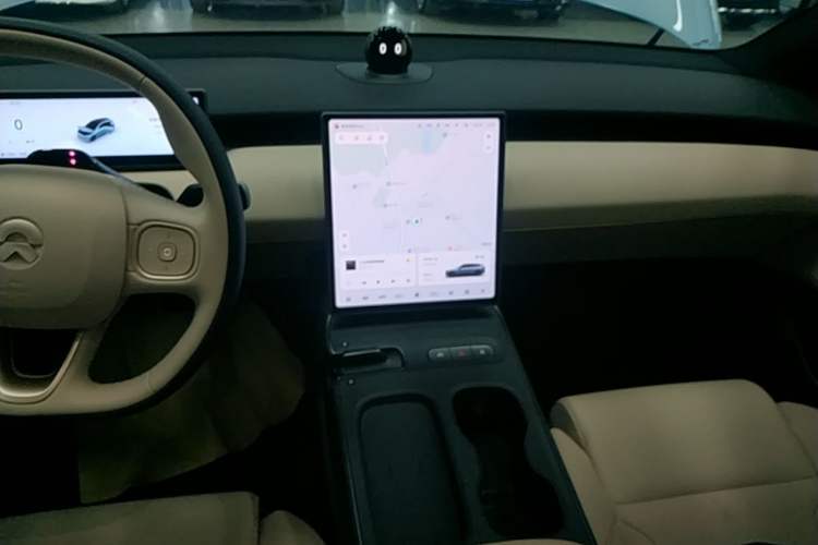 Used Nio ET5T 2024 75kWh Touring Audio And AC Panel