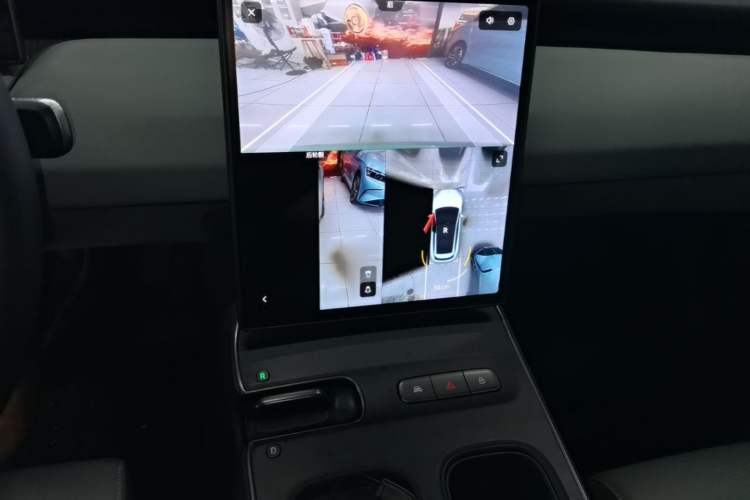 Used Nio ET5T 2024 75kWh Touring Audio And AC Panel