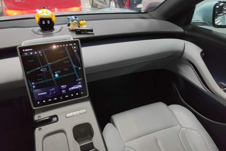 Used Nio ET5T 2024 75kWh Touring Audio And AC Panel