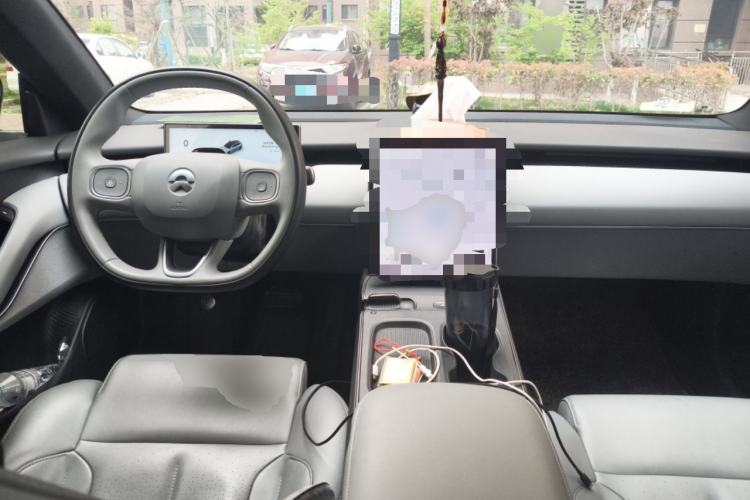 Used Nio ET5T 2024 75kWh Touring Center Console