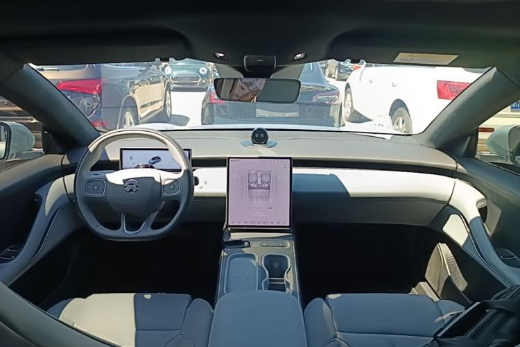 Used Nio ET5T 2024 75kWh Touring Center Console
