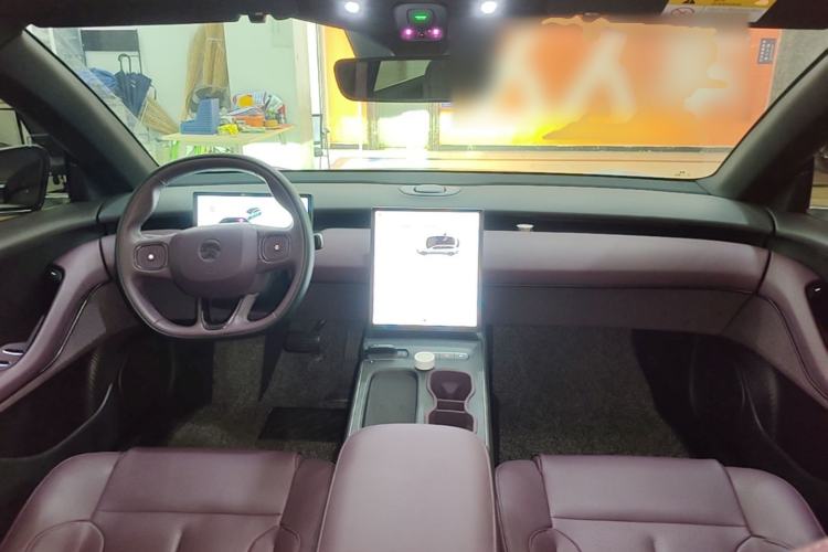 Used Nio ET5T 2024 75kWh Touring Center Console