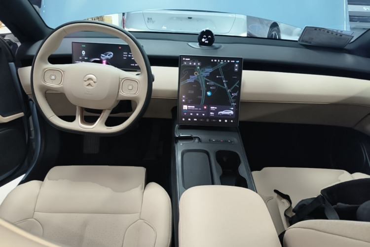 Used Nio ET5T 2024 75kWh Touring Center Console