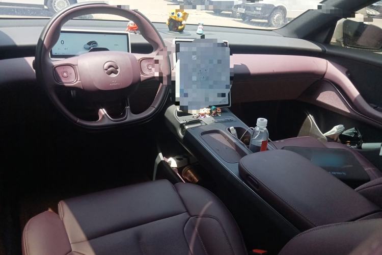 Used Nio ET5T 2024 75kWh Touring Center Console