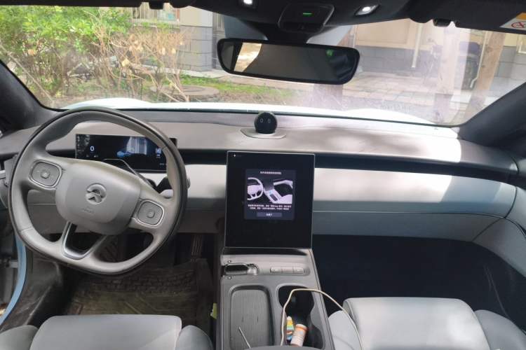 Used Nio ET5T 2024 75kWh Touring Center Console