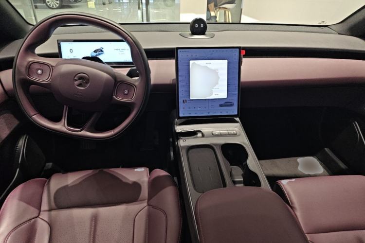 Used Nio ET5T 2024 75kWh Touring Center Console
