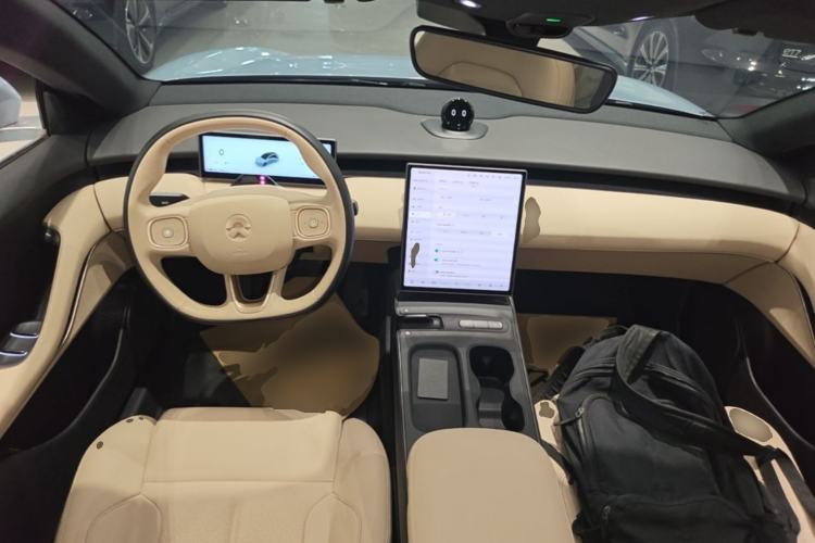 Used Nio ET5T 2024 75kWh Touring Center Console