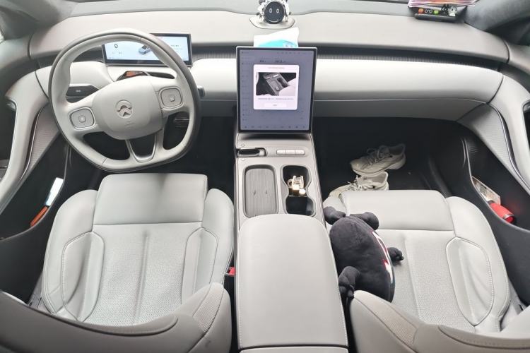 Used Nio ET5T 2024 75kWh Touring Center Console