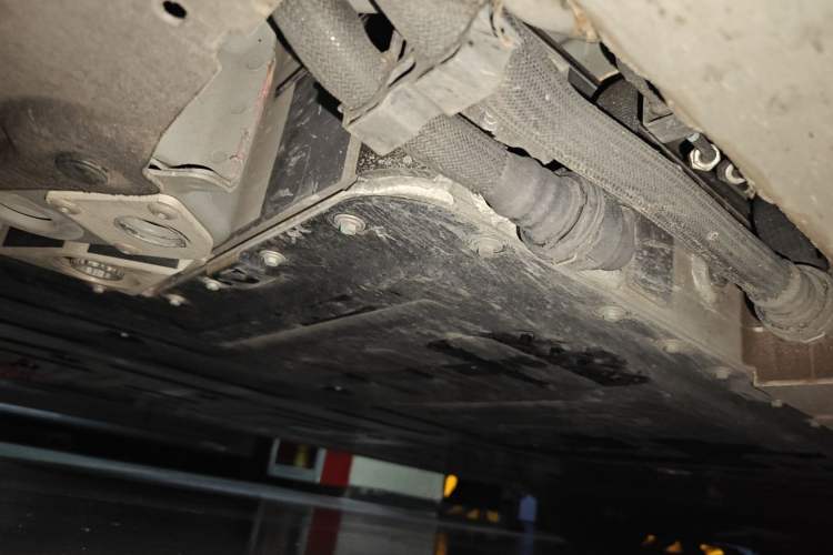 Used Nio ET5T 2024 75kWh Touring Chassis Front Left