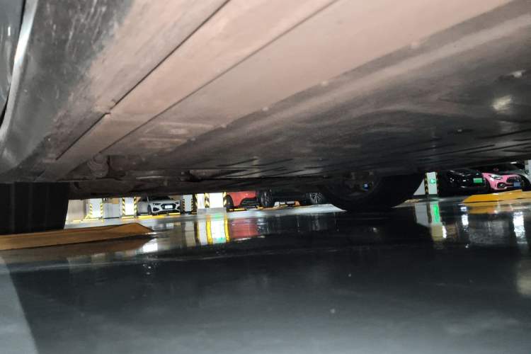 Used Nio ET5T 2024 75kWh Touring Chassis Front Left