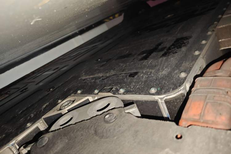 Used Nio ET5T 2024 75kWh Touring Chassis Front Right