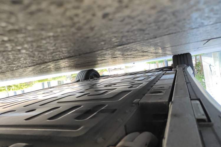 Used Nio ET5T 2024 75kWh Touring Chassis Front Right