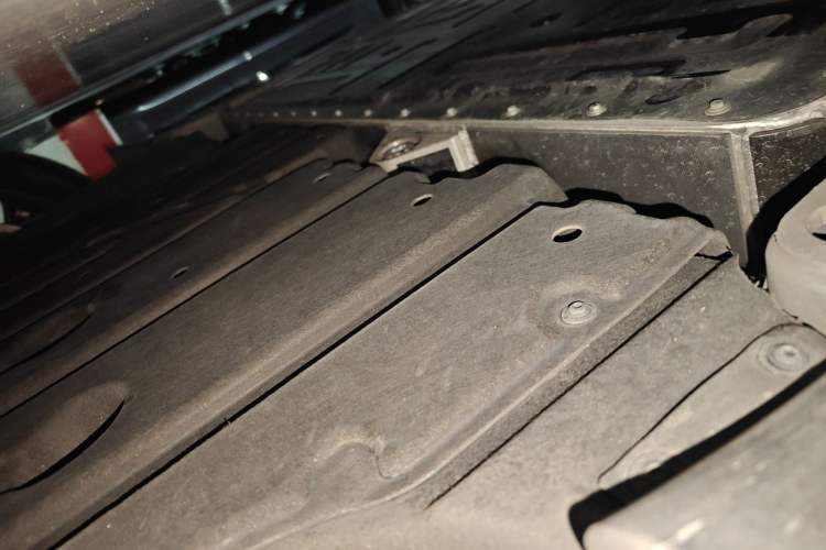 Used Nio ET5T 2024 75kWh Touring Chassis Rear Left