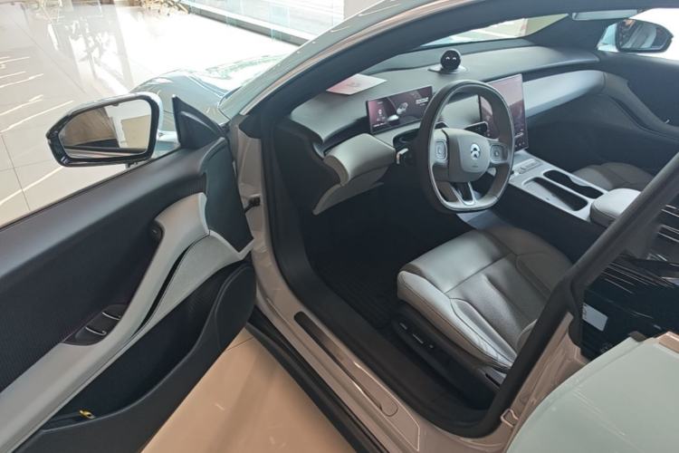 Used Nio ET5T 2024 75kWh Touring Driver Seat